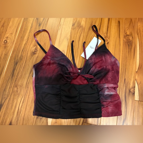 Urban Outfitters Red and Black Tie-Dye Crop Top - Picture 1 of 3